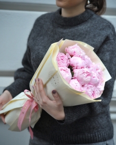 Bouquet 15 pink peonies
