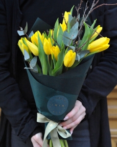 Bouquet 15 yellow tulips